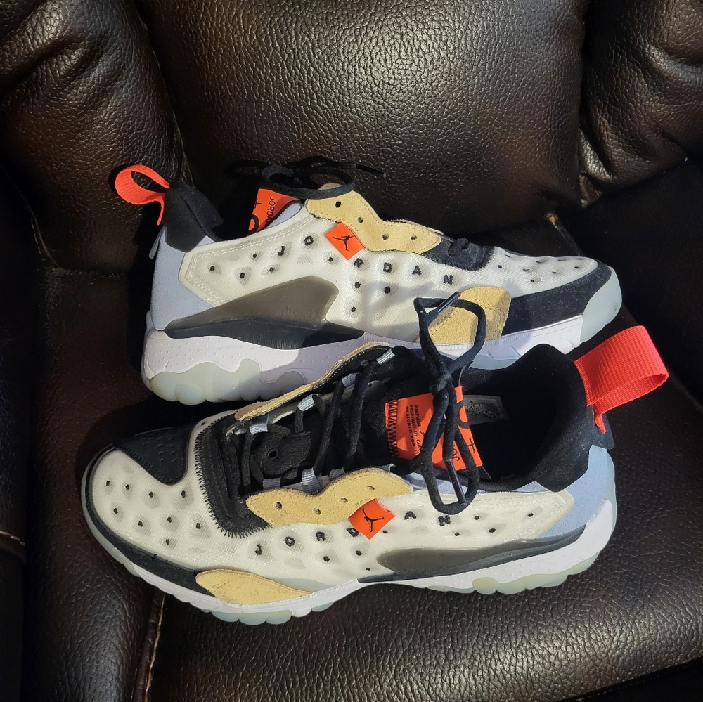 Men's Jordan Delta 2 Thermo White Sneakers